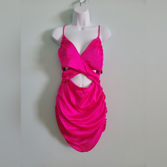 ‼️SOLD‼️Women's Wild Fable Dresses Sleeveless Ruched Satin Bodycon Dress - Picture 2 of 4